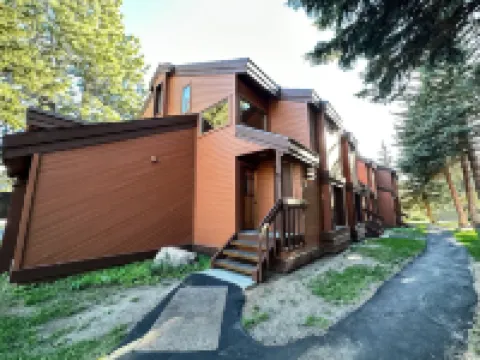 Snowcreek I #52 Condo