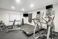 Spark by Hilton Bettendorf Quad Cities - Gym