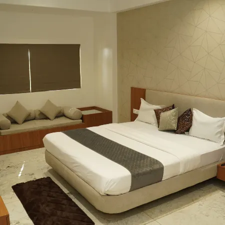 Hotel Bajaj Residency Отели в г. Нандед