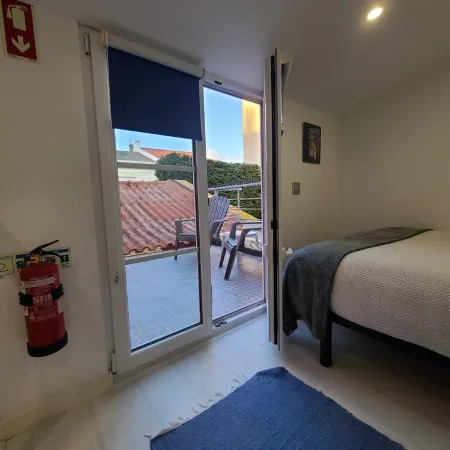 Small and lovelly villa, in the center of Peniche, in a quiet zone, for 5 persons