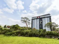 Yeoju Seven Hotel berhampiran House of Empress Myeongseong