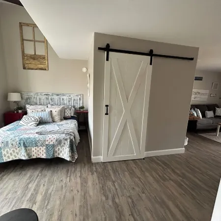 The Klinck House Hotels in Simcoe County