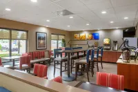 Comfort Inn & Suites Peachtree Corners - breakfast