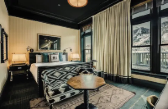 Hotel Jerome, Auberge Collection