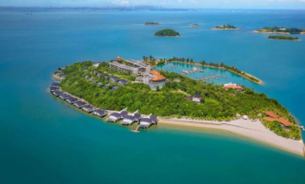 The Westin Nirup Island Resort & Spa
