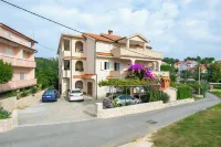 Apartments Mirjana V - 3 tähden