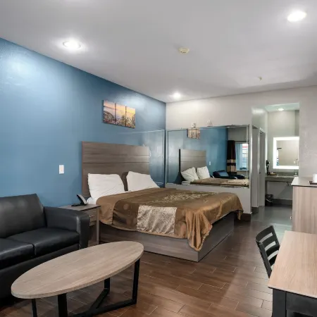 Moonlight Suites - Houston/George Bush Int'l Airport
