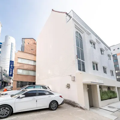수원화성 스테이 에피소드 행궁동점 효원의 종 주변 호텔