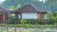 Villa Uma Sawan by QuStay