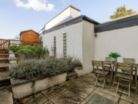 The Red Lion at Hellidon Hotels in Daventry