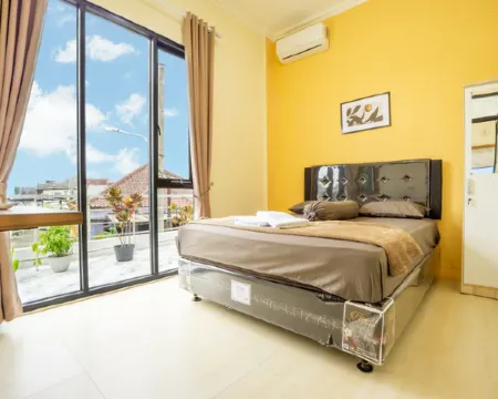 Sierra Vila Malang - Private Swimming Poll 4 BR Hotels in Pakis