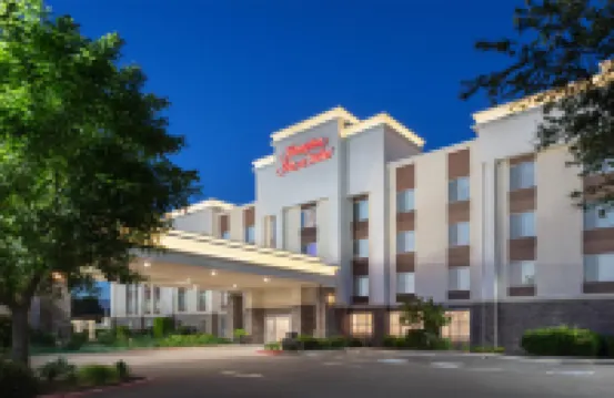 Hampton Inn & Suites Fresno