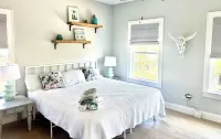 Exclusive, Safe, Island Living Near Credit One Stadium! - 2つ星