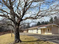 Blue Ridge Mountain Inn Hotels in Patrick County
