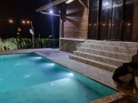 Villa ChavaMinerva Kayu - Ciater Hotels in Ciater