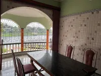 拉吉酒店(Hotel Raj)