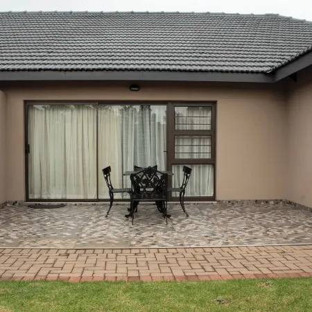 Rusty Estate - Self Catering