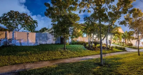 New Vibrant Villa - Heat Pool -Pickeball - Villas