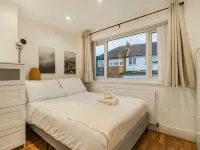 Cozy 3-Bedroom Home in Droylsden Hotéis em Tameside District