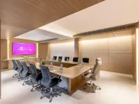 รีเจนตา โรงแรม ไซเอนซ์ เซ็นเตอร์ ภูจ โรงแรมในภูช
