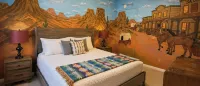 5 Themed BDs Luxury Estate w Pool, Spa & Game Room Close to Las Vegas Các khách sạn ở 