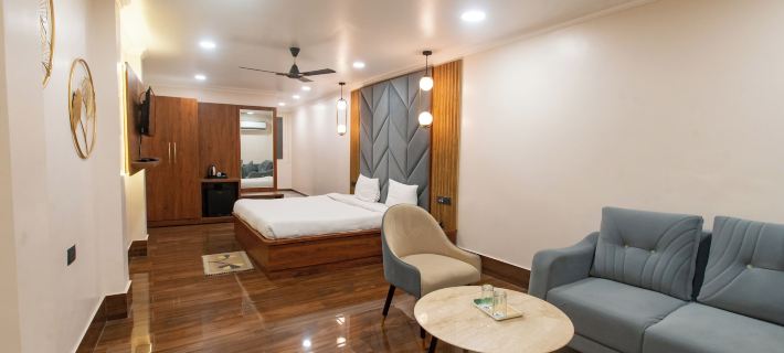 Bobina Hotel Hotele w: Gorakhpur