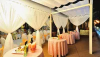 Sayan Terrace Hotel & Resort - servizio colazione