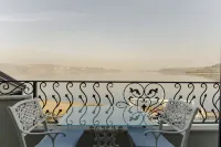 Lale Hotel - Mountain view