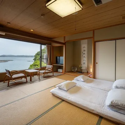 Kameya Hotels near Shirahama Beach