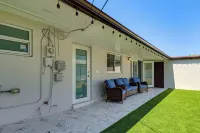 Miami Area Work & Play Hub! Near I-75 & SR 826 - 3-Star