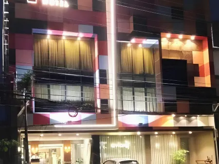 J7 Hotel