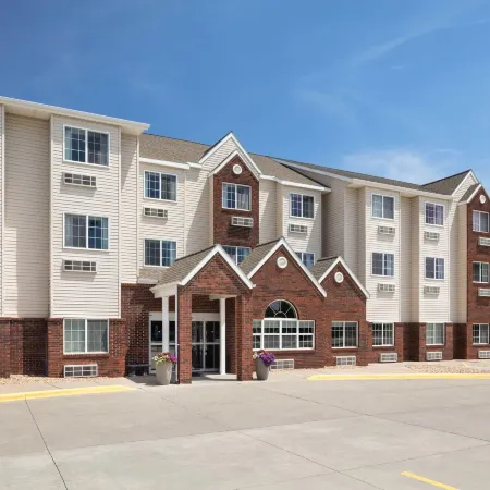 Microtel Inn & Suites by Wyndham Kearney