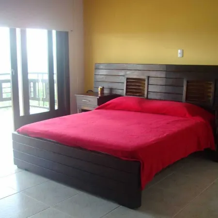 Finca Lago Calima with Excellent View Отели в г. Калима