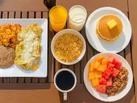 Intercity Zapopan Hotels near Palcco