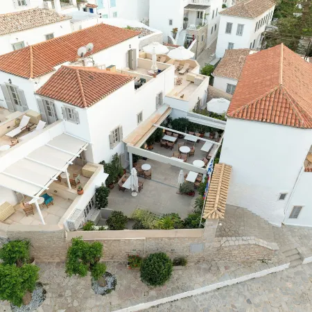 Angelica Traditional Boutique Hotel