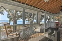Lakefront Retreat w/ Game Room & Private Dock! - Family