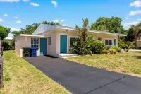 NOKOMIS BEACH BUNGALOW 227 - WiFi