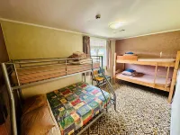 The Crossing Lodge - parkir