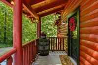 Log Cabin, Utk/Neyland, Smokies, 16Acres, FP, HotTub, GameRoom, Fishing, Pets - Alphydda