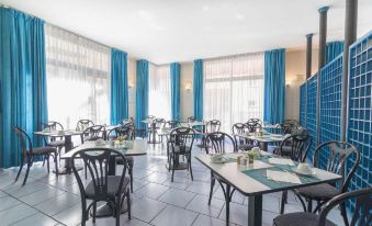 Hi Hotels Riva del Garda - Housity