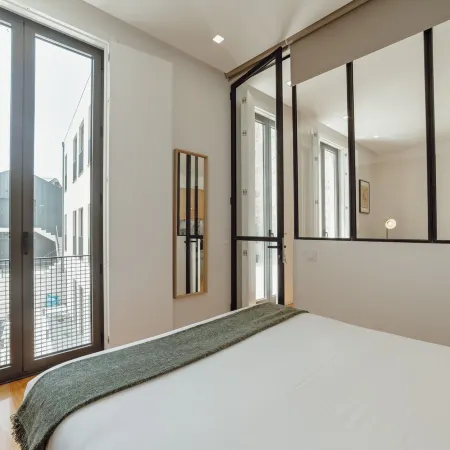 Courtyard Oporto Design Apartment C with Terrace
