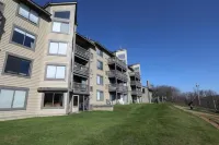 Seven Springs 1 Bedroom Premium Condo, Walking Distance to Slopes -  Privatzimmer