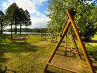 Log House by Lake Tajty, Masurian Lakes Trail - Parkplatz