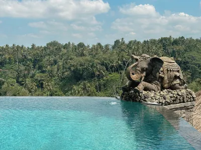 เดอะ คอมพาส โรส วัลเลย์ โรงแรมในพื้นที่อูบุด