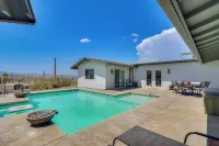 2 Mi to Lake Havasu State Park: Home w/ Pool! - Beach