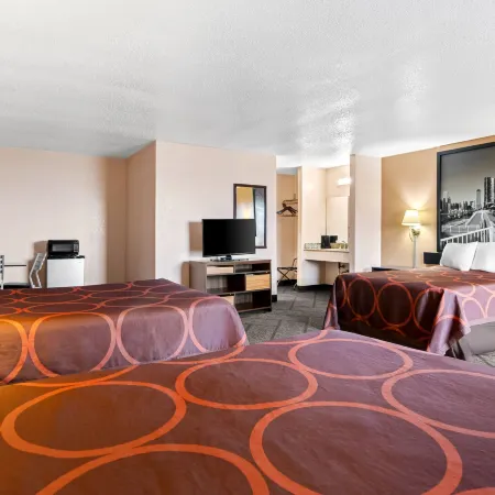 Super 8 by Wyndham Bourbonnais/Kankakee Area