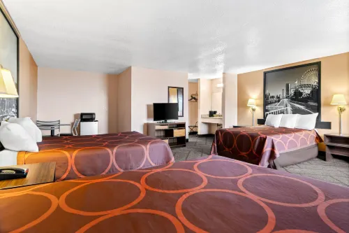Super 8 by Wyndham Bourbonnais/Kankakee Area - Wifi