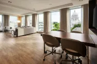AC Hotel Madison Downtown - 4-Star