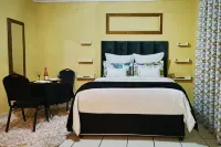 Budget Stays At Olivia Pines Guesthouse - 2-Star