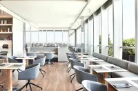 AC Hotel Santiago Cenco Costanera - Wifi